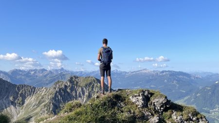 Ferienwohnungen Bolsterlang-Blick-Entschenkopf-Hoernerdoerfer