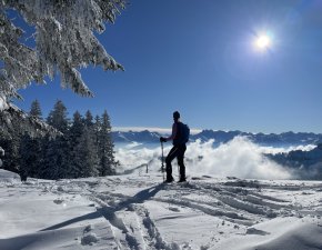 Schneeschuhwanderung vom Parkplatz Grasgehren auf den Wannenkopf mit herrlicher Aussicht