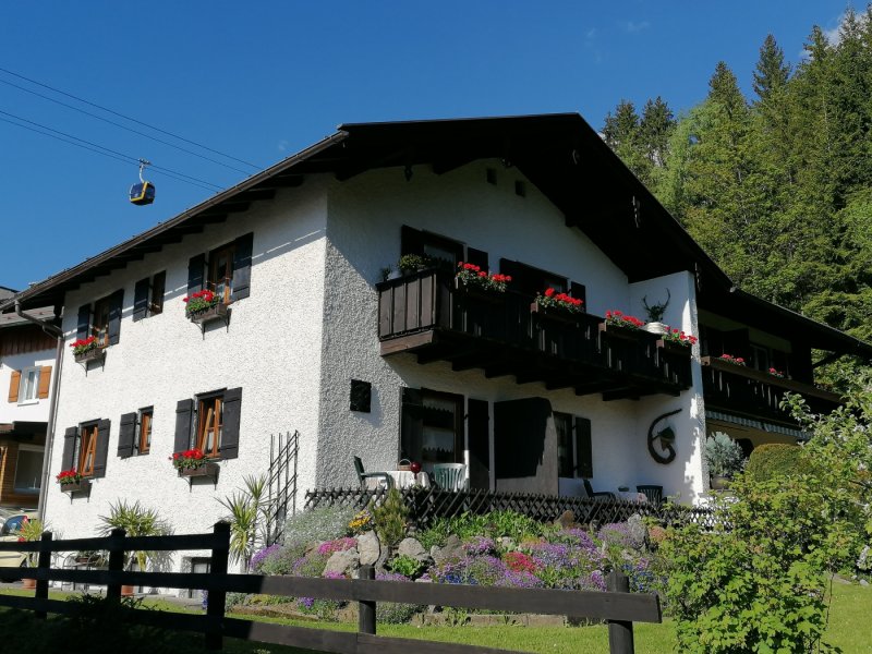 Süd-West Seite des Hauses