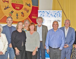 Die Geschäftsführung und der Vorstand der Lebenshilfe Kempten inkl. des Ehrenvorsitzenden v. l. n. r.: Benjamin Fackler (Geschäftsführer), Christine Lüddemann (Geschäftsführerin), Marcus Herschel (Beisitzer), Claudia Fornell (Beisitzerin), Waltraud Bickel (2. Vorsitzende), Marlies Wehn (Beisitzerin), Dr. Hermann Grimminger (Beisitzer), Bernhard Schmidt (1. Vorsitzender), Altlandrat Anton Klotz (Beisitzer), Susanne Jäger (Beisitzerin) und Klaus Meyer (Ehrenvorsitzender).