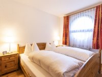 06 Ferienwohnung 99 Oberstdorf Schlafzimmer