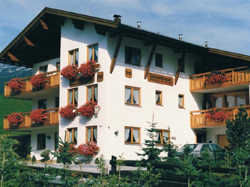 Haus im Sommer