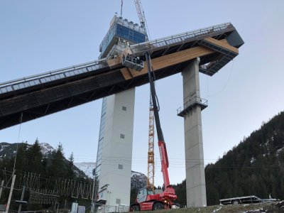 Schanze mit Manitou