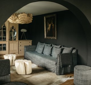 Wohnzimmer mit Sofa-Kuschelecke
