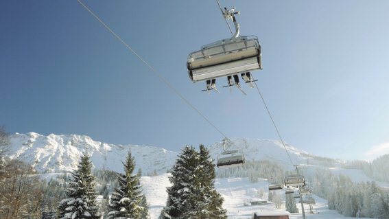 Bad Hindelang Tourismus Wolfgang B. Kleiner Iselerbahn Oberjoch im Winter
