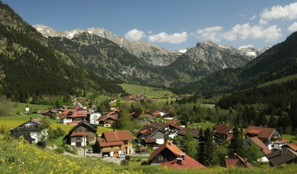 Bad Hindelang Tourismus Wolfgang B. Kleiner Ortsansicht Hinterstein