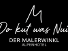 Malerwinkl Alpenhotel in der Natur Das Malerwinkl Alpenhotel bietet Ruhe und Erholung in den Bergen. Gäste genießen die Umgebung und die frische Luft.