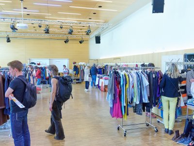 Die Verwendung des Bildes Fairtrade_Flohmarkt ist eingeschränkt und darf nur für die Website Markt Oberstdorf verwendet werden.