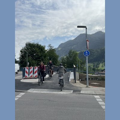 Geh- und Radwegbrücke