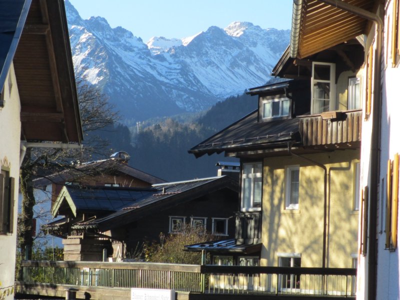Bergblick nach links vom Balkon