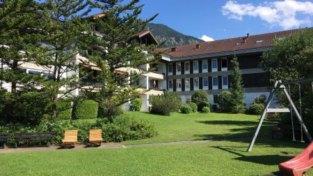 Montana Haus Gartenansicht