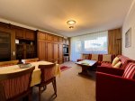 B13 Wohnzimmer