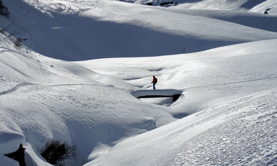 Abfahrt vom Piz Scalotta, Bivio, Julierpass, Schweiz