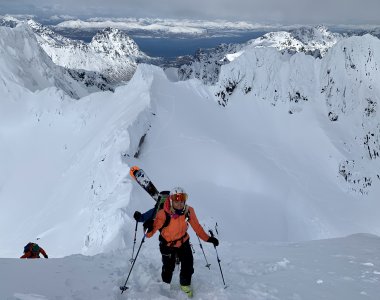 Skitouren Lofoten 2019 Maia Geitgallien Gipfel