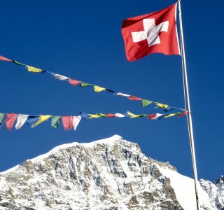 bianco grat-schweizer flagge-gebetsfahnen