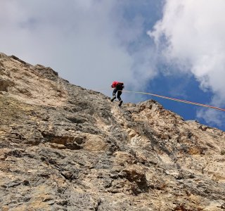 abseilen-bergführer-kletterkurs
