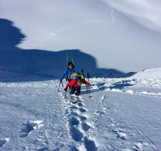 Col du Mont Brule, haute route, Skibergsteiger im Aufstieg