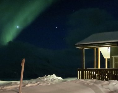 Artic Lyngen Sea Camp im Nordlicht