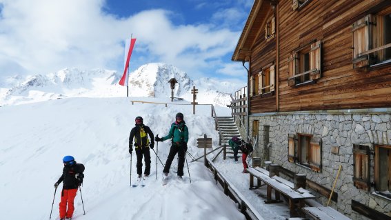 Marteller Hütte. Skitouren Martelltal