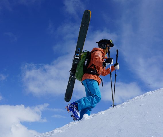 Bansko, Freeriden in Bulgarien, Aufstieg zum Todorka