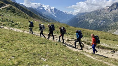 Wandergruppe im Aufstieg zur Albert 1 Hütte, Chamonix