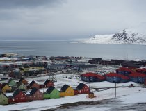 Bute Häuser in Longyearbyen, Zentrum in Spitzbergen