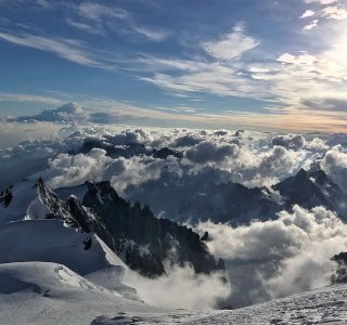 Mont Blanc, blauer Himmel, Sonne