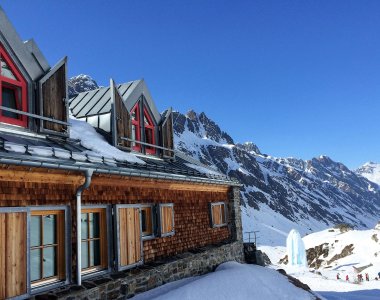 Jamtalhütte, Winter