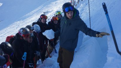 Lawinenkurs Schneedeckenuntersuchung