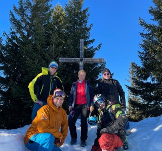 skitour-einsteiger-gruppe-gipfel