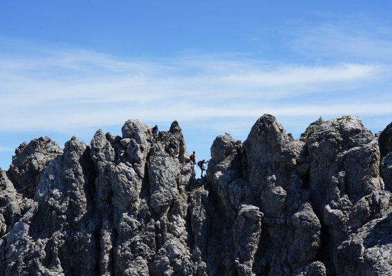 Mindelheimer Klettersteig, mehrere Felstürme