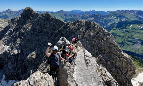 Gruppe am Hindelanger Klettersteig