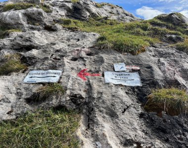 wegweiser, krumbacher höhenweg