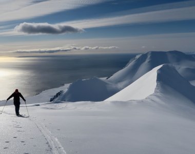 skitouren spitzbergen, gegenlicht