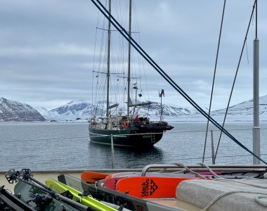 Ocean A von hinten, vordergrund ski auf ocean b