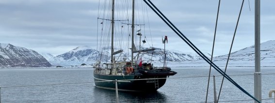 Ocean A von hinten, vordergrund ski auf ocean b