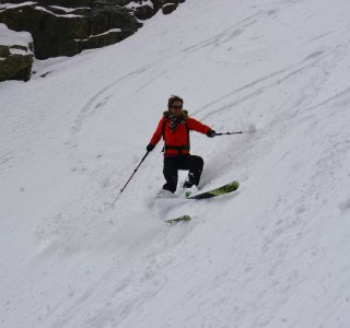 Skitouren Narvik, Skifahrerin, steilhang