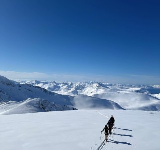 Lyngen Alps, Skitour Lyngenfjort Ostufer