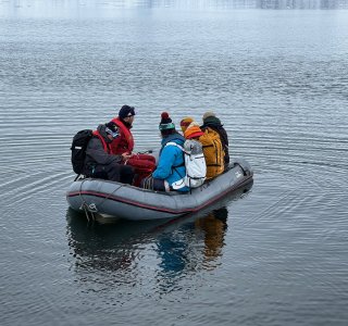 Zodiac beim übersetzen, skitouren grönland