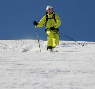 GressoneyFreeride, Telemarker, gelber Overall