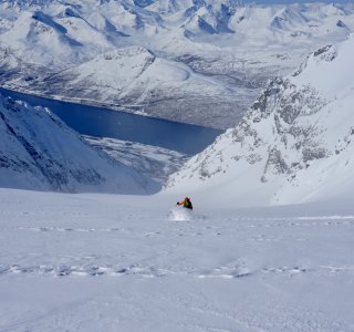 Lyngen 2020 Abfahrt Jiekkevárri