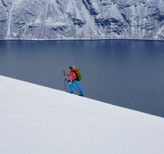 Lyngen 2020 - über dem Lyngenfjord