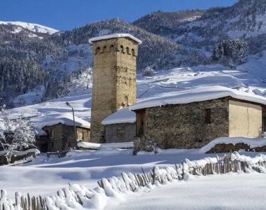 Georgien, Haus in Mestia, winter