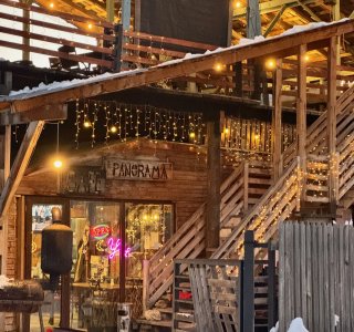 Panorama Bar und Café in Mestia