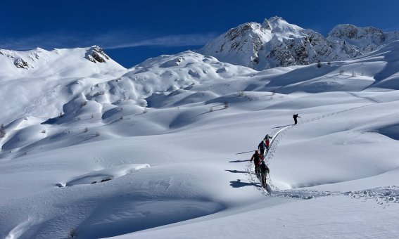 aufstieg zum Passo San Giacomo, tessin