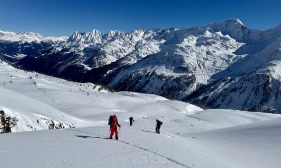 skitouren im Tessin, Val Bedretto, Skitourengruppe