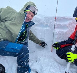 skitourenkurs, silvretta, heidelberger hütte, Schneedeckenuntersuchung