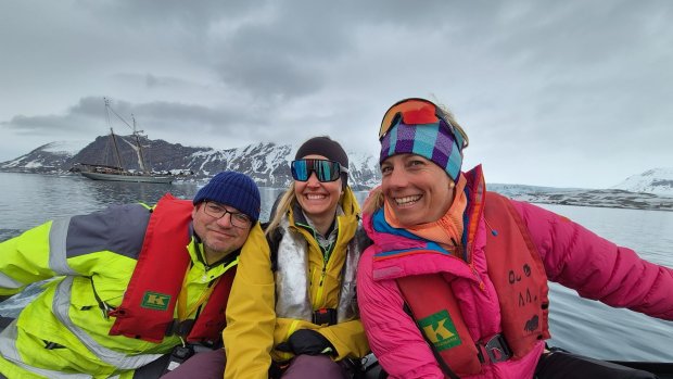 Svalbard 26 , spass im zodiac beim anlanden