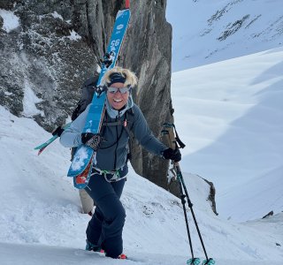 Svalbard 26 - kurzes Tragestück beim Aufstieg zum Phippsfjellet, PKF