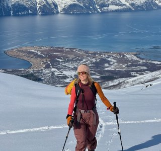 maia, ski guide lyngen